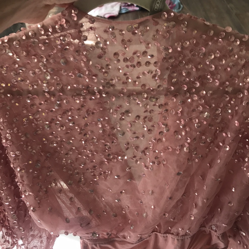 ASOS top size medium brand new. NWT. Pink color - Picture 2 of 4